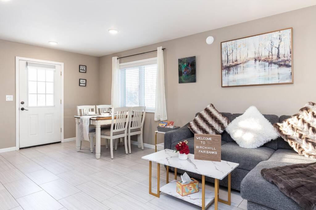 Birch Hill Retreat Great Location2+Garage+Aurora Villa Fairbanks Bagian luar foto