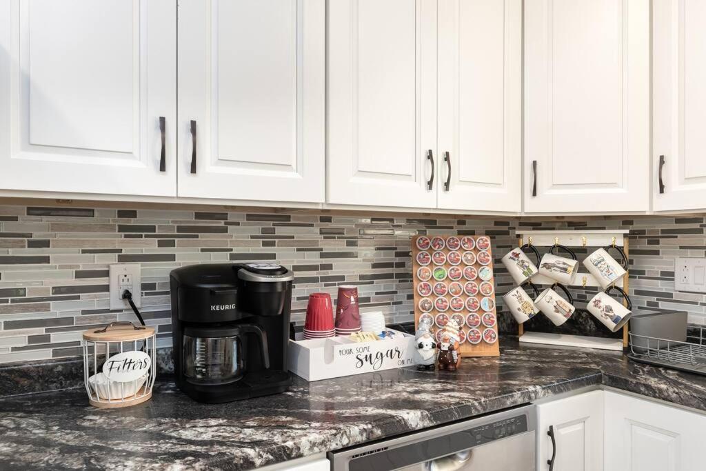 Birch Hill Retreat Great Location2+Garage+Aurora Villa Fairbanks Bagian luar foto
