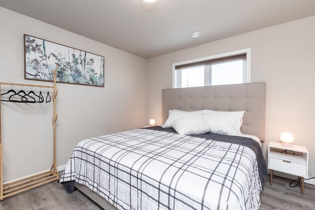 Birch Hill Retreat Great Location2+Garage+Aurora Villa Fairbanks Bagian luar foto