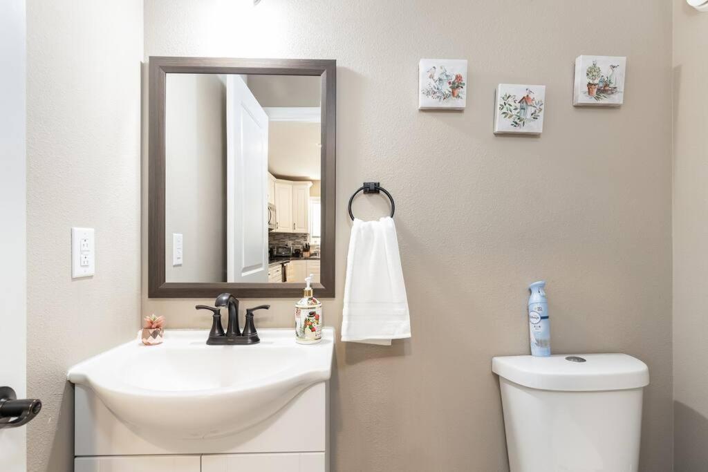 Birch Hill Retreat Great Location2+Garage+Aurora Villa Fairbanks Bagian luar foto
